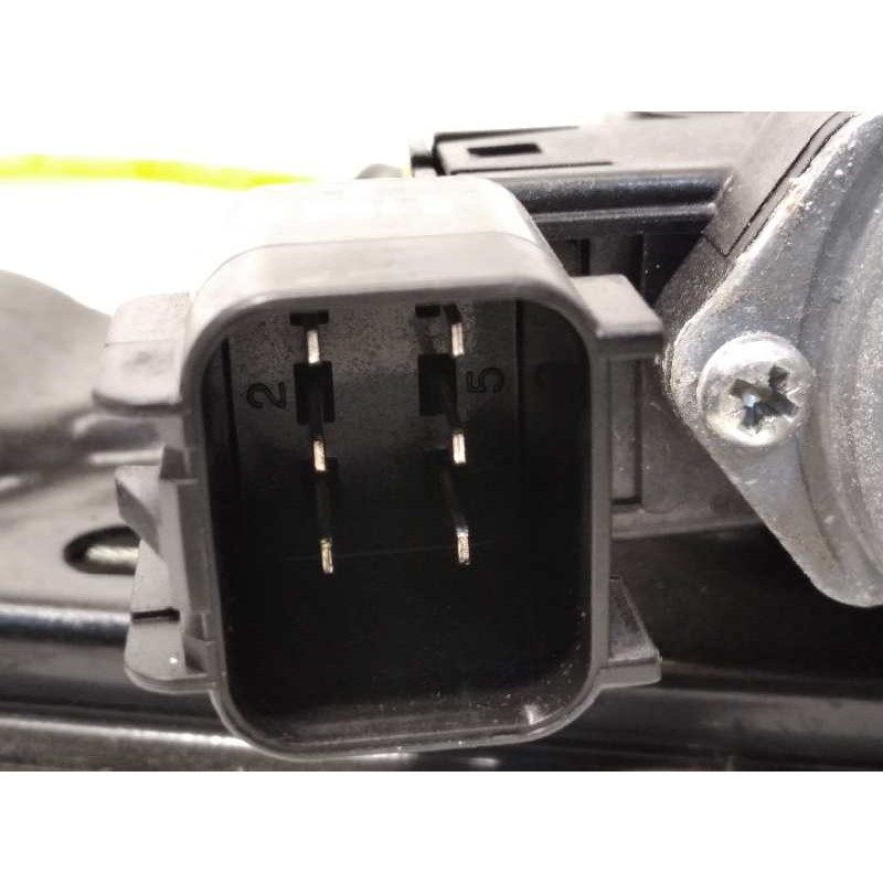 Recambio de elevalunas trasero derecho para land rover evoque 2.2 td4 cat referencia OEM IAM WR12730  918957