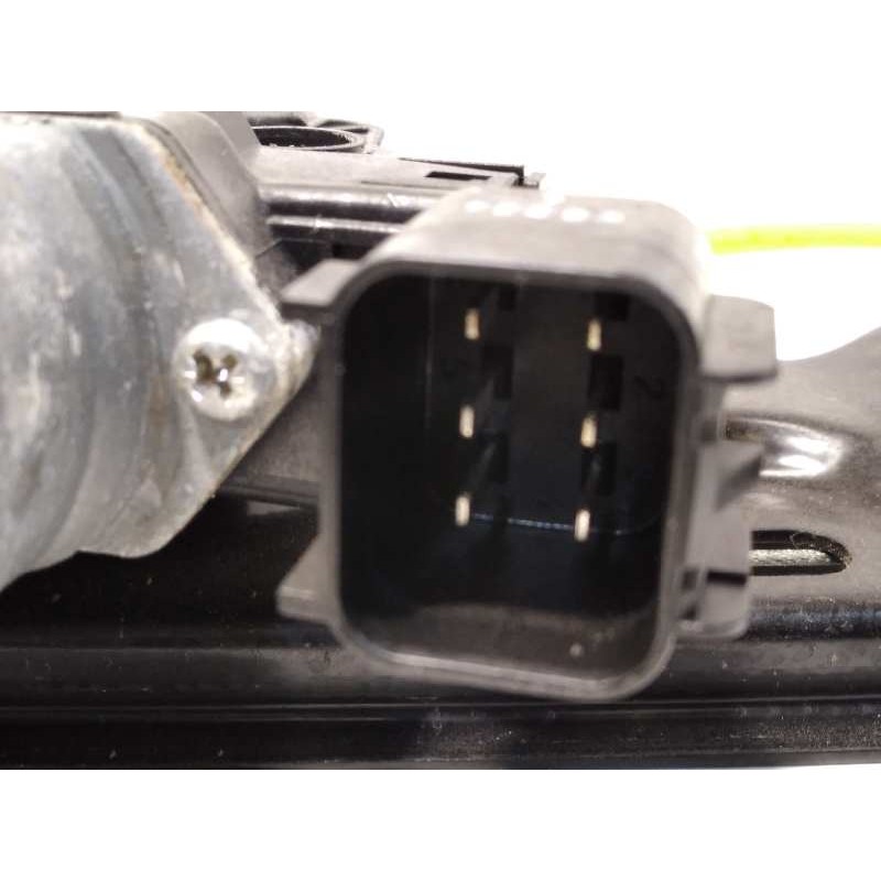 Recambio de elevalunas trasero izquierdo para land rover evoque 2.2 td4 cat referencia OEM IAM WR12729  LR068000