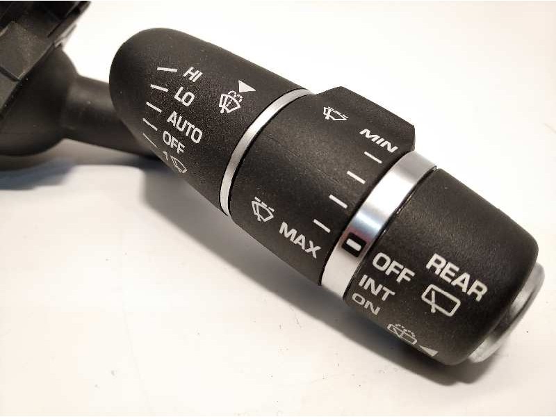 Recambio de mando limpia para land rover evoque 2.2 td4 cat referencia OEM IAM BJ323F973BB  LR024629