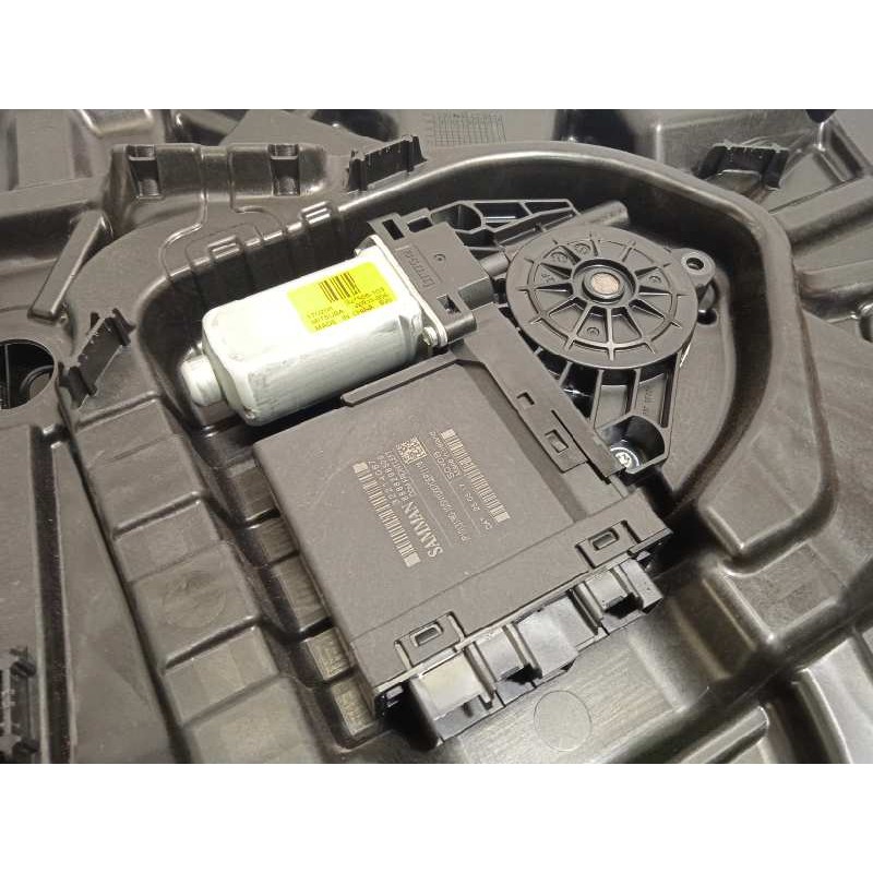 Recambio de elevalunas delantero izquierdo para volvo xc90 2.0 diesel cat referencia OEM IAM 31349762  