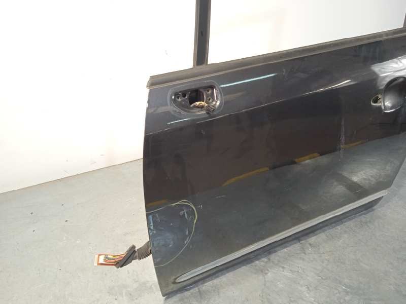 Recambio de puerta delantera izquierda para kia carens (un) 2.0 crdi referencia OEM IAM 760031D010  