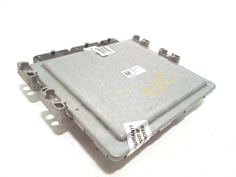 Recambio de centralita motor uce para renault kadjar 1.3 tce referencia OEM IAM 237104661S  237104659S
