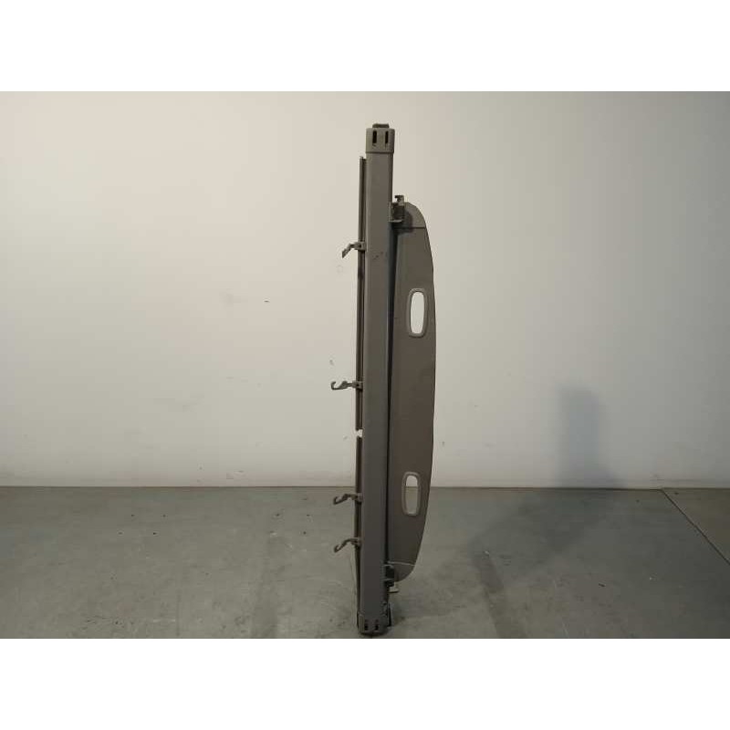 Recambio de bandeja trasera para kia carens (un) 2.0 crdi referencia OEM IAM 859101D000S8  