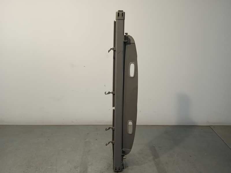 Recambio de bandeja trasera para kia carens (un) 2.0 crdi referencia OEM IAM 859101D000S8  