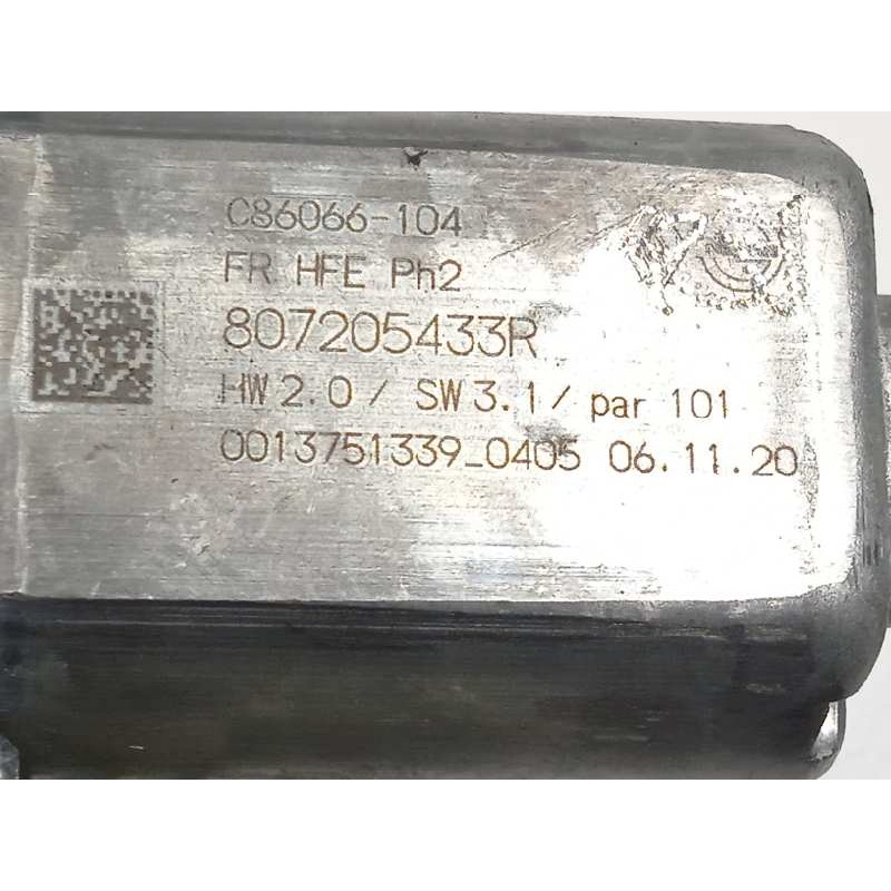 Recambio de elevalunas delantero derecho para renault kadjar 1.3 tce referencia OEM IAM 807205433R  