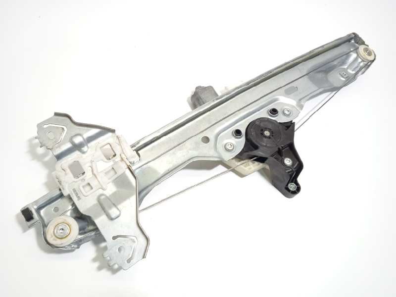 Recambio de elevalunas delantero izquierdo para renault kadjar 1.3 tce referencia OEM IAM 807217052R  