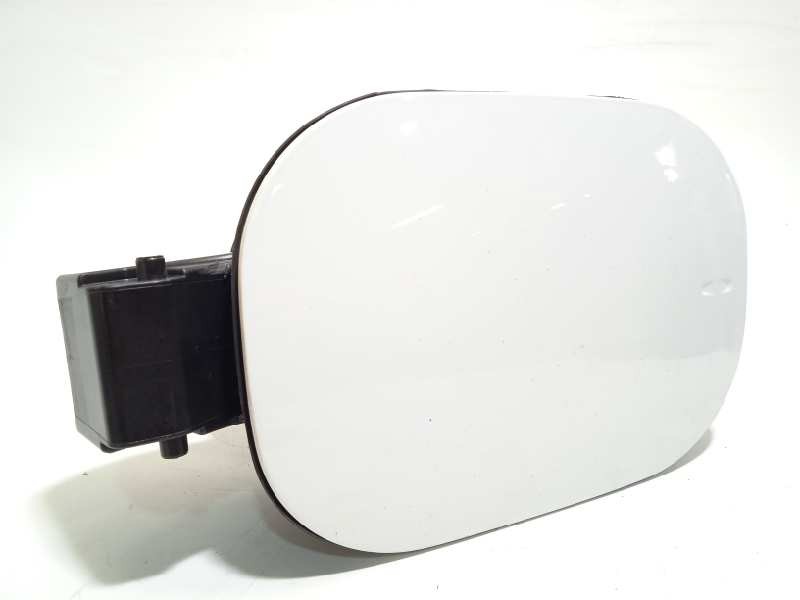 Recambio de tapa exterior combustible para renault kadjar 1.3 tce referencia OEM IAM 781204304R  788329267R