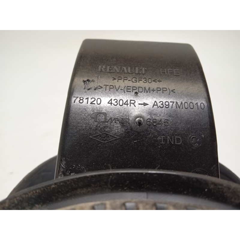 Recambio de tapa exterior combustible para renault kadjar 1.3 tce referencia OEM IAM 781204304R  788329267R