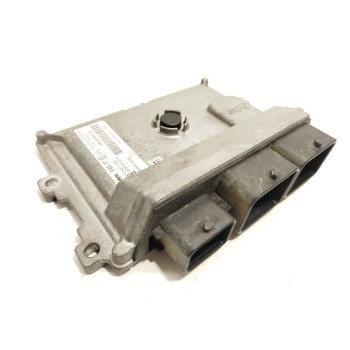 Recambio de centralita motor uce para citroën c3 ii (sc_) 1.2 vti 82 referencia OEM IAM 9805895780 9800913080 V29035181A