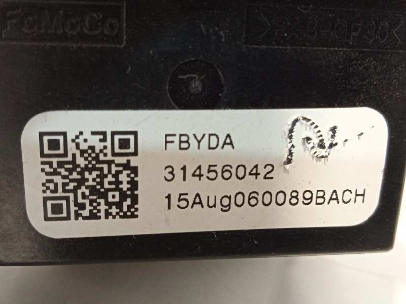 Recambio de mando limpia para volvo v60 kombi momentum referencia OEM IAM 31456042  