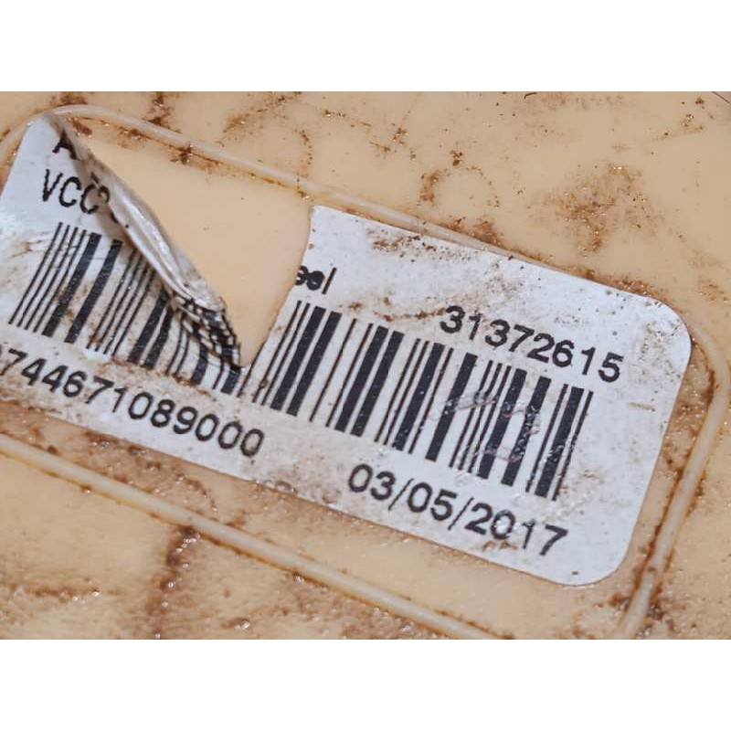 Recambio de bomba combustible para volvo xc90 2.0 diesel cat referencia OEM IAM 31372615  