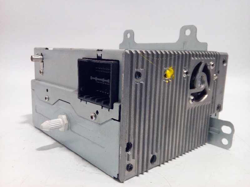 Recambio de sistema audio / radio cd para opel insignia berlina cosmo referencia OEM IAM 13317120  