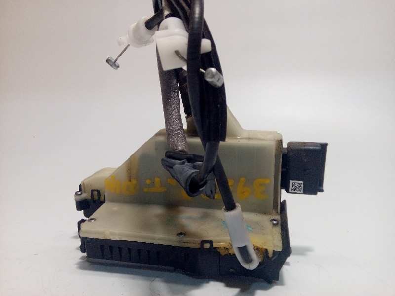 Recambio de cerradura puerta trasera derecha para peugeot 208 active referencia OEM IAM 9688080780  