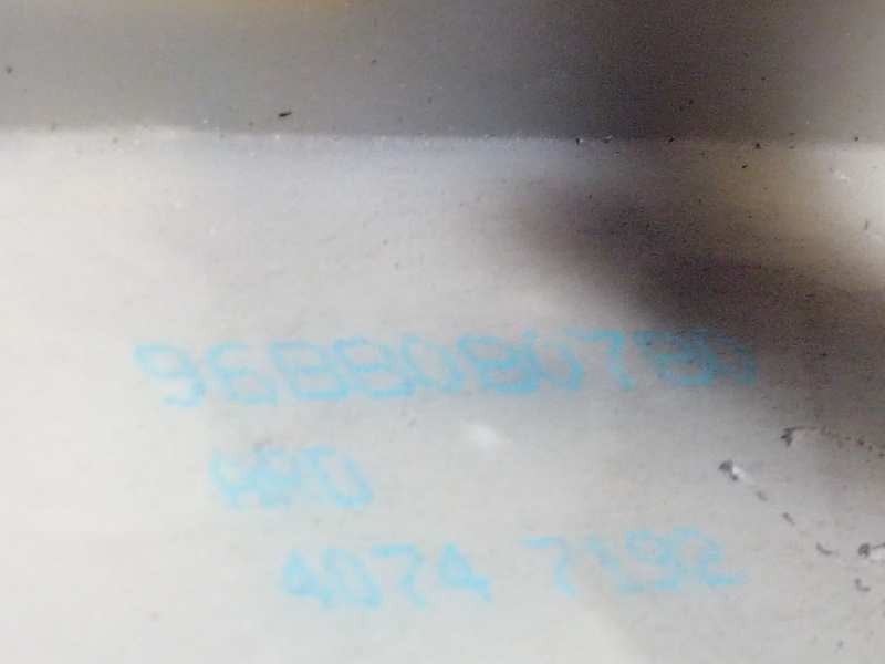 Recambio de cerradura puerta trasera derecha para peugeot 208 active referencia OEM IAM 9688080780  