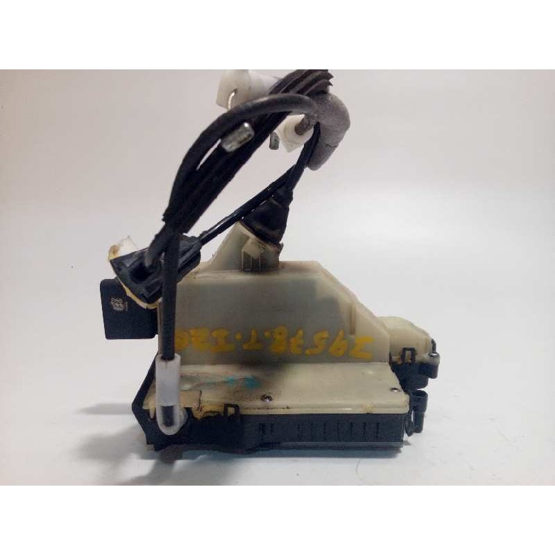 Recambio de cerradura puerta trasera izquierda para peugeot 208 active referencia OEM IAM 9688080880  