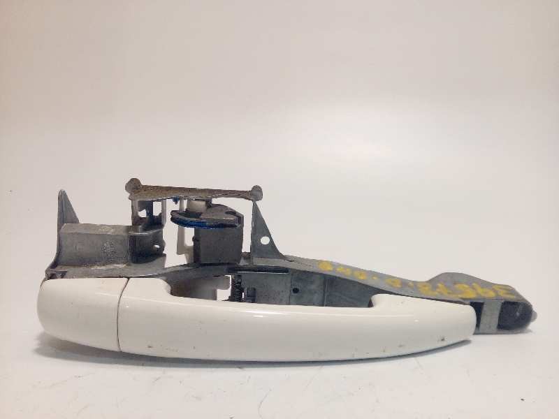 Recambio de maneta exterior delantera derecha para peugeot 208 active referencia OEM IAM NOREF  