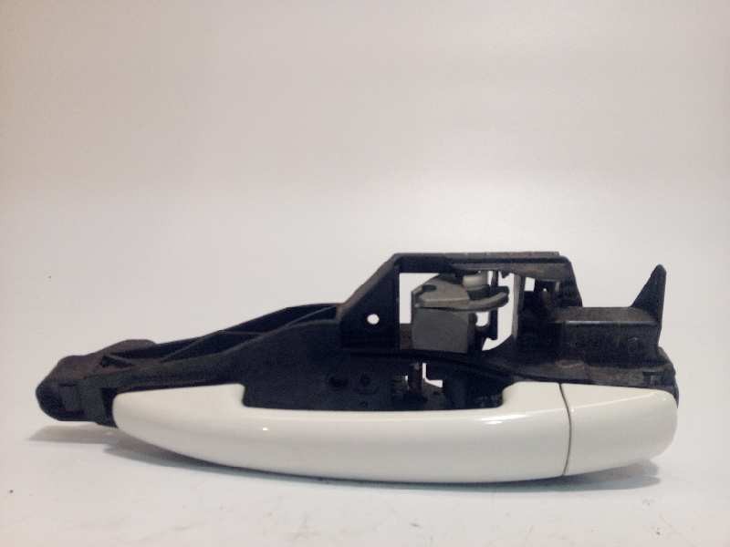 Recambio de maneta exterior trasera izquierda para peugeot 208 active referencia OEM IAM NOREF  