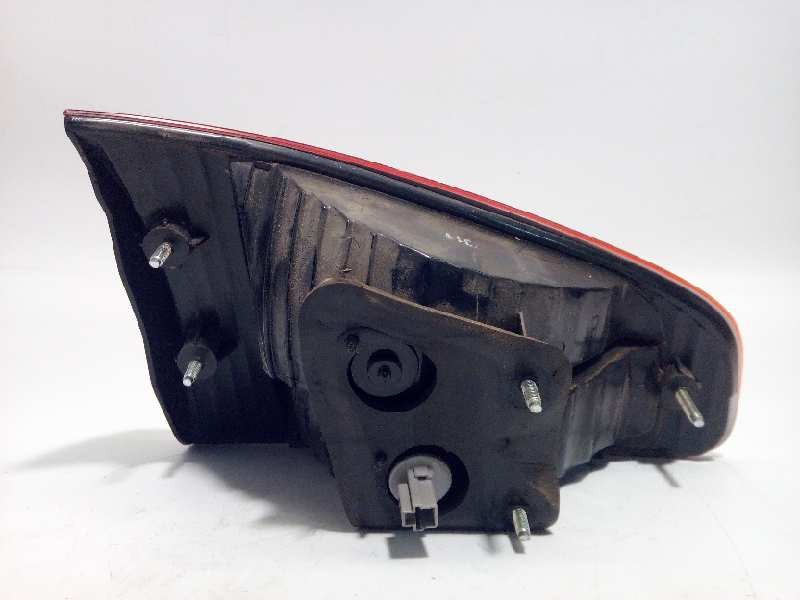 Recambio de piloto trasero derecho para subaru tribeca b9 classic referencia OEM IAM 84251XA20A  