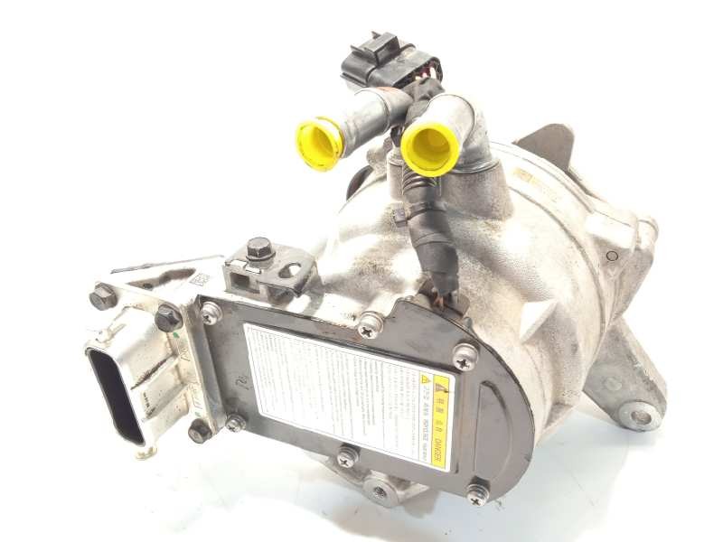 Recambio de alternador para kia niro referencia OEM IAM 3739003900  