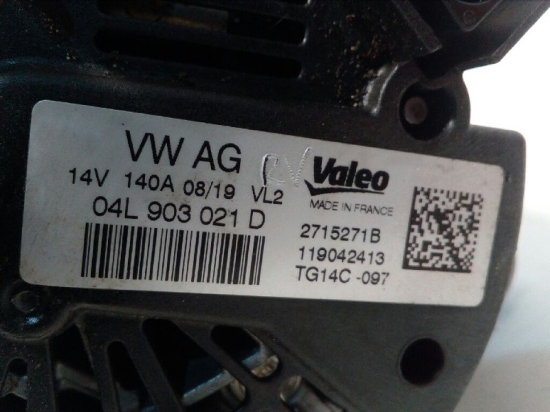 Recambio de alternador para audi a3 sedán (8vm) 30 tdi s line referencia OEM IAM 04L903021D  TG14C097