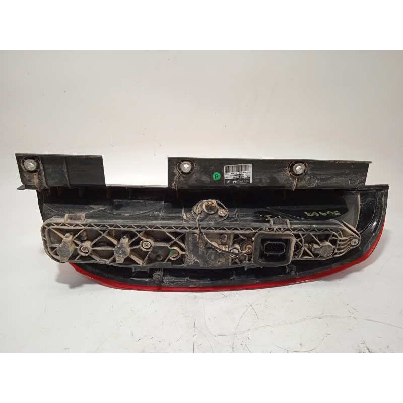 Recambio de piloto trasero izquierdo para opel combo d 1.3 16v cdti referencia OEM IAM 51924846  00519248460