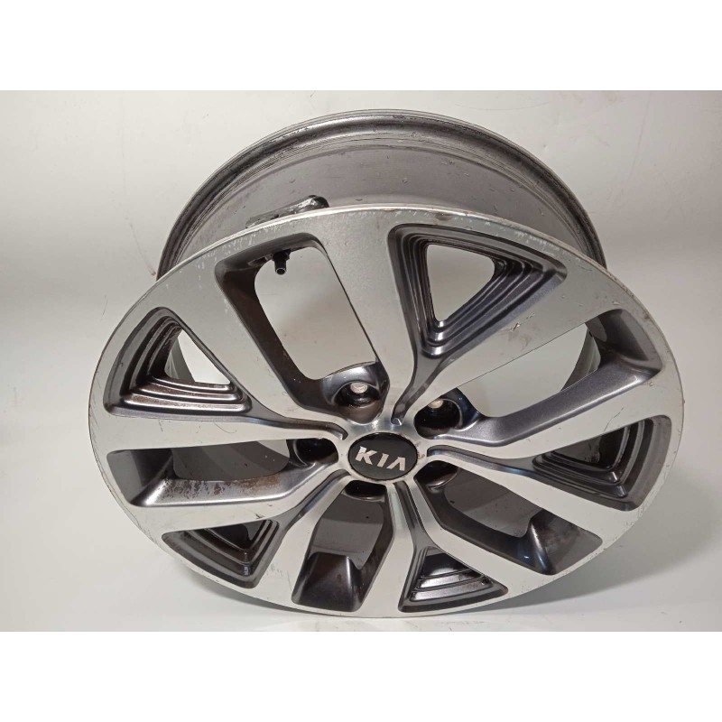 Recambio de llanta para kia sportage drive 4x2 referencia OEM IAM 529103W610  