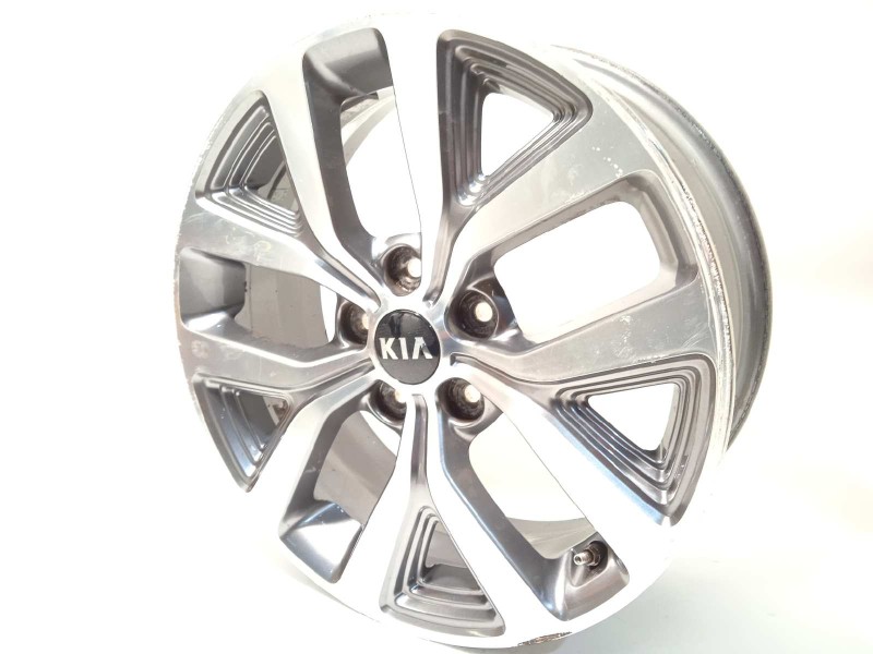 Recambio de llanta para kia sportage drive 4x2 referencia OEM IAM 529103W610  
