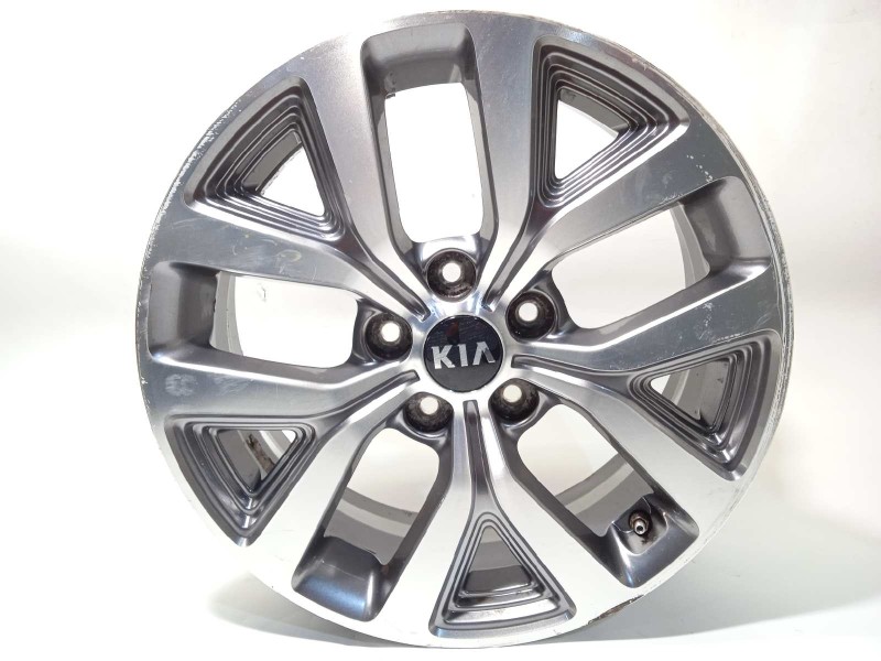 Recambio de llanta para kia sportage drive 4x2 referencia OEM IAM 529103W610  