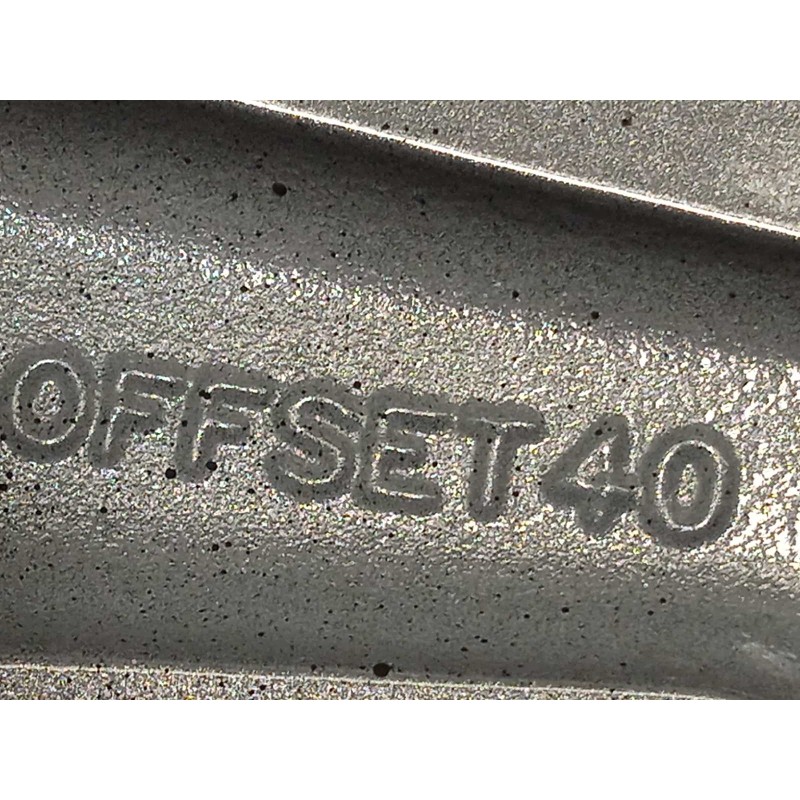 Recambio de llanta para kia sportage drive 4x2 referencia OEM IAM 529103W610  