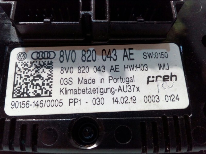Recambio de mando climatizador para audi a3 sedán (8vm) 30 tdi s line referencia OEM IAM 8V0820043AE  