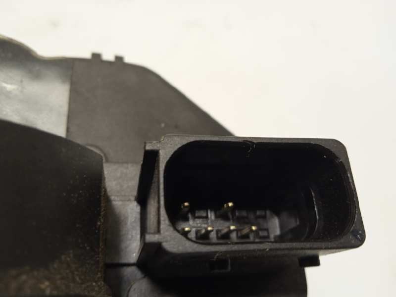 Recambio de cerradura puerta delantera derecha para chevrolet aveo 1.2 cat referencia OEM IAM 13579523  