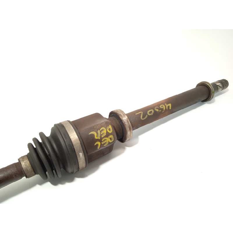 Recambio de transmision delantera derecha para renault scenic iii authentique referencia OEM IAM 8200788674  