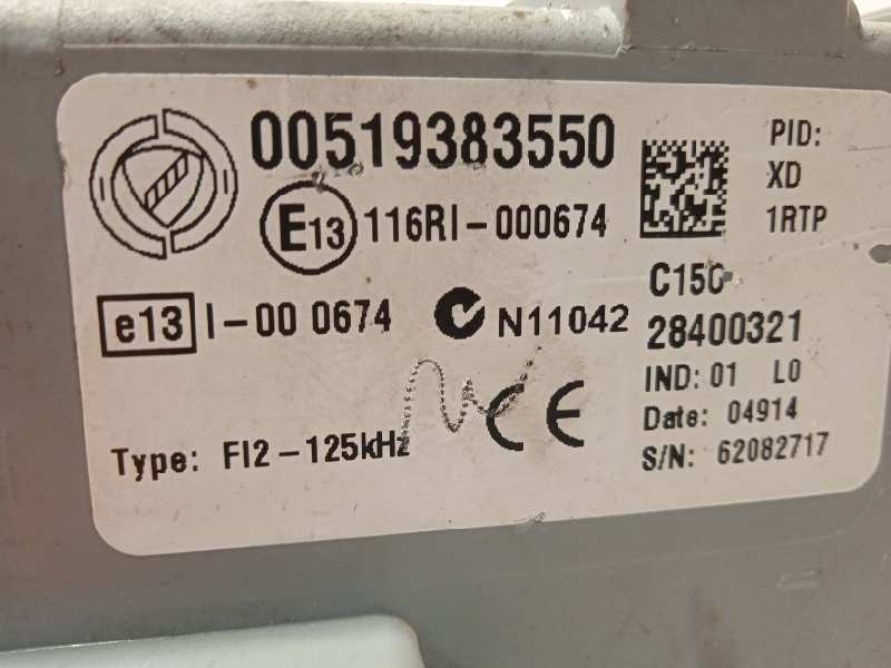 Recambio de caja reles / fusibles para opel combo d 1.3 16v cdti referencia OEM IAM 00519383550  51938355