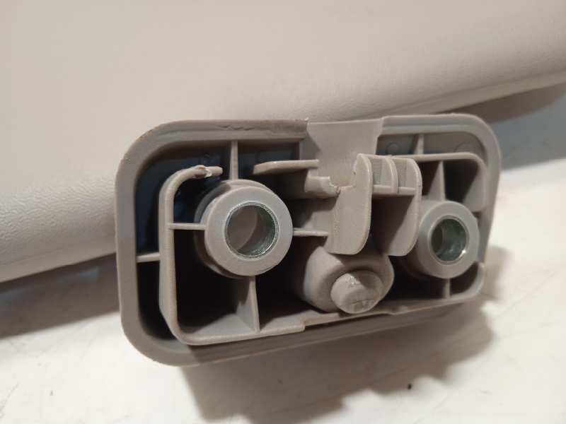 Recambio de parasol derecho para opel combo d 1.3 16v cdti referencia OEM IAM 95528285  