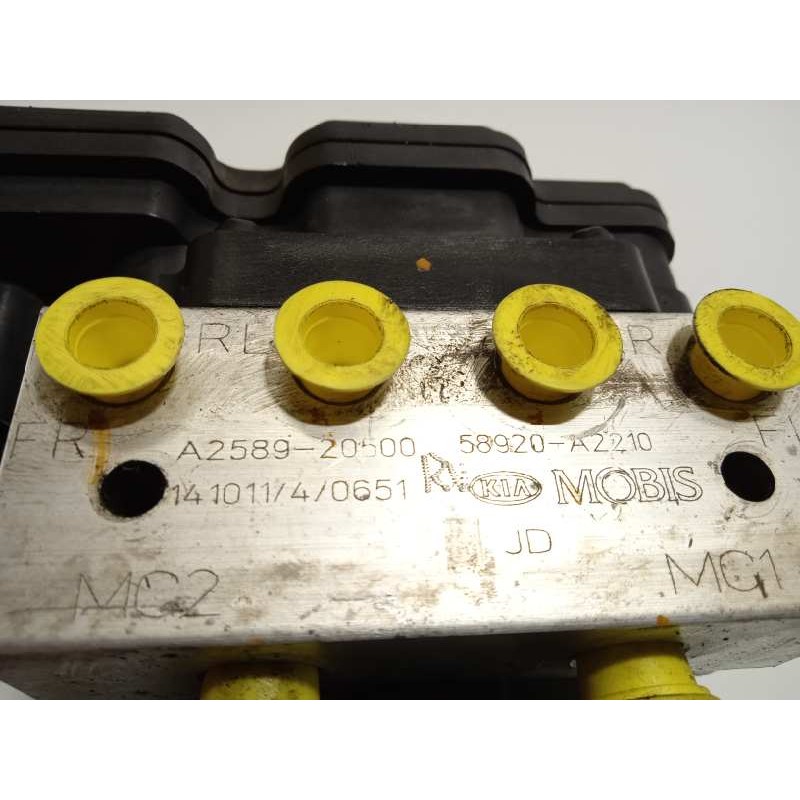 Recambio de abs para kia cee´d concept referencia OEM IAM 58920A2210 6158945200 A258920500