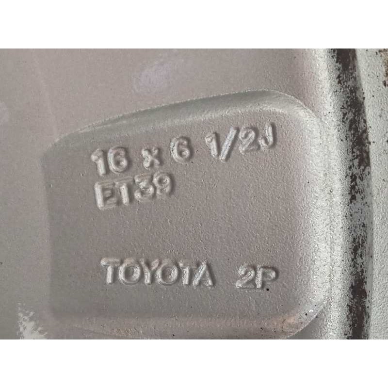 Recambio de llanta para toyota verso active referencia OEM IAM 426110F120  
