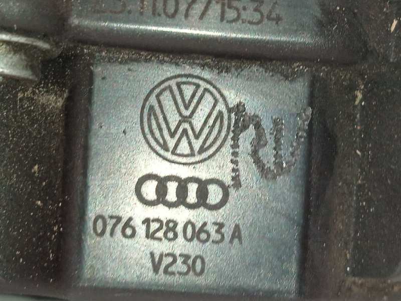 Recambio de caja mariposa para volkswagen t5 transporter/furgoneta 2.5 tdi referencia OEM IAM 076128063A  A2C53249826