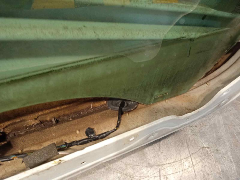 Recambio de puerta delantera derecha para ford kuga (cbv) trend referencia OEM IAM 1712678  