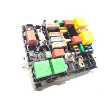 CAJA RELES / FUSIBLES 9804848480 