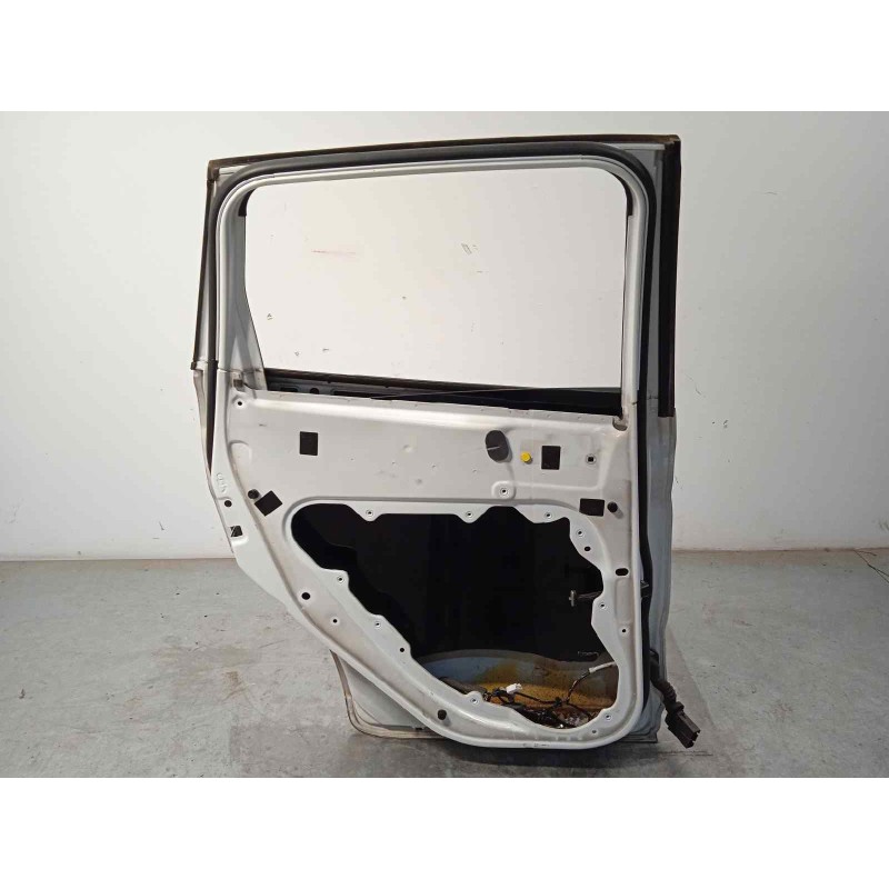 Recambio de puerta trasera izquierda para ford kuga (cbv) trend referencia OEM IAM 1520947  