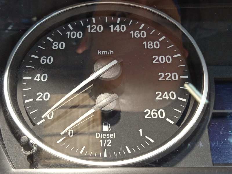 Recambio de cuadro instrumentos para bmw x1 (e84) xdrive 18d referencia OEM IAM 9242371 62109242371 A2C53418510