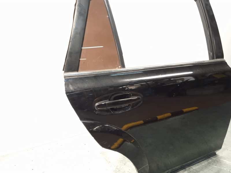 Recambio de puerta trasera derecha para subaru legacy kombi/outback b14 2.0 diesel cat referencia OEM IAM 60409AJ1009P  