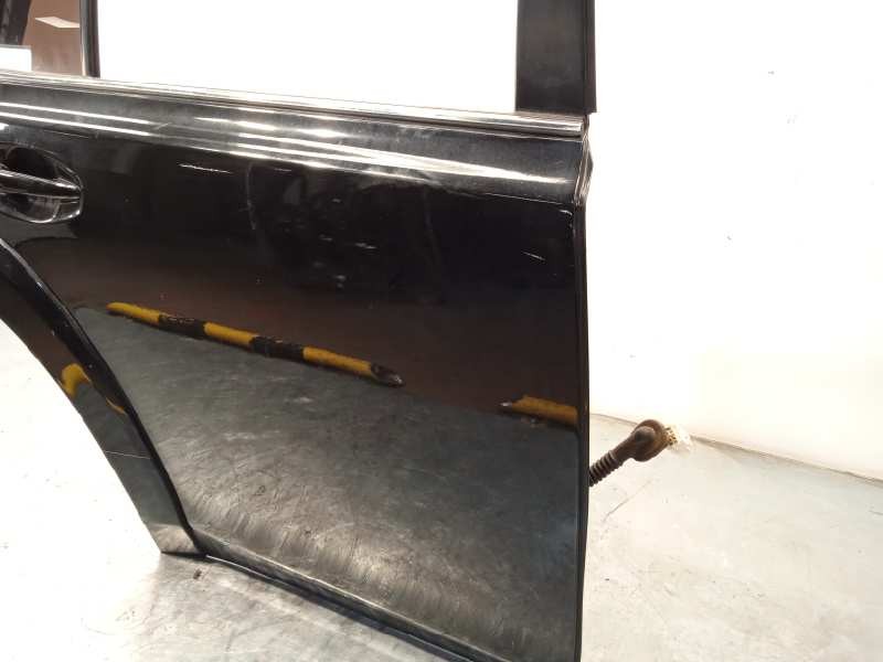 Recambio de puerta trasera derecha para subaru legacy kombi/outback b14 2.0 diesel cat referencia OEM IAM 60409AJ1009P  