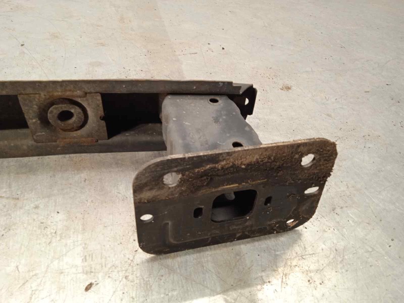 Recambio de refuerzo paragolpes trasero para ford kuga (cbv) trend referencia OEM IAM 1520891  