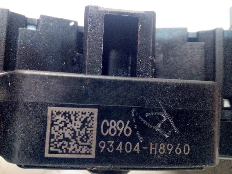 Recambio de mando intermitentes para kia rio (yb) 1.2 cat referencia OEM IAM 93404H8960  