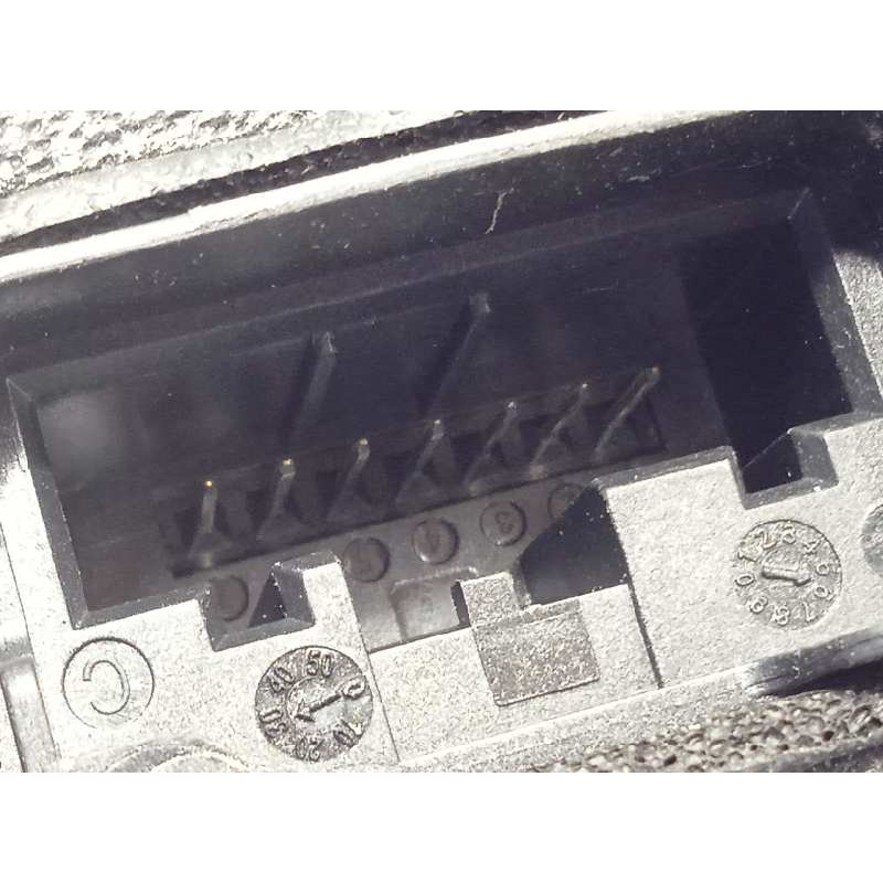 Recambio de cerradura puerta trasera derecha para skoda octavia combi (5e5) 2.0 tdi referencia OEM IAM 5E0839016A  