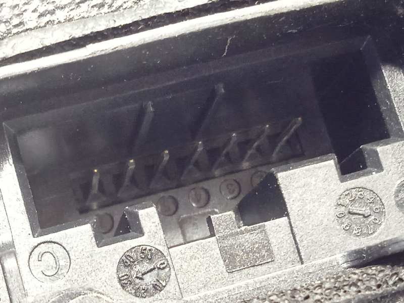 Recambio de cerradura puerta trasera derecha para skoda octavia combi (5e5) 2.0 tdi referencia OEM IAM 5E0839016A  