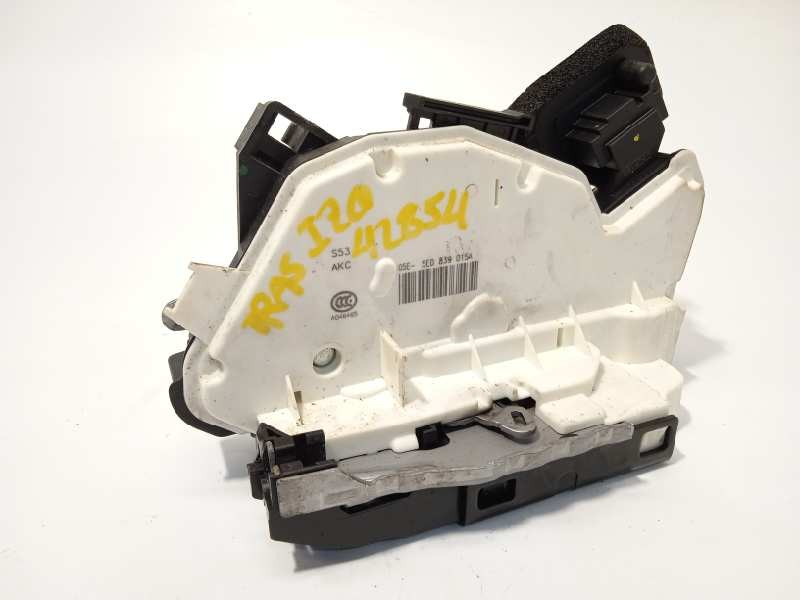 Recambio de cerradura puerta trasera izquierda para skoda octavia combi (5e5) 2.0 tdi referencia OEM IAM 5E0839015A  