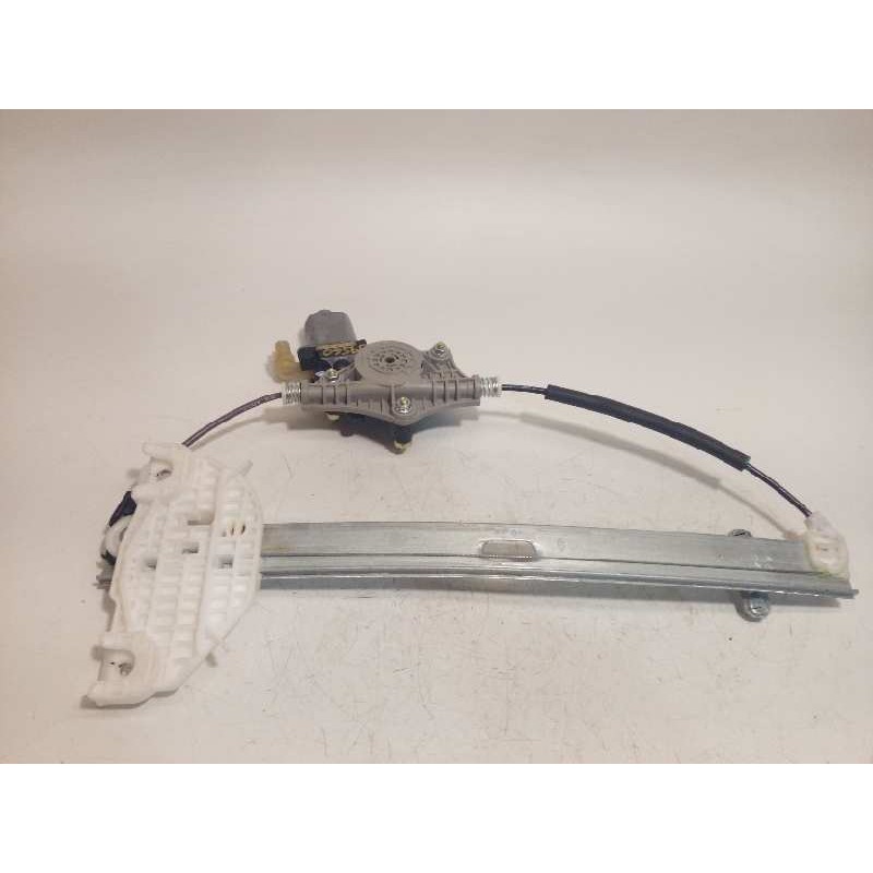 Recambio de elevalunas trasero derecho para kia rio (yb) 1.2 cat referencia OEM IAM 83460H8000  83402H8100