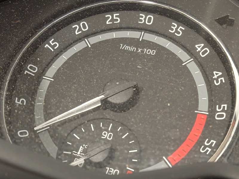 Recambio de cuadro instrumentos para skoda octavia combi (5e5) 2.0 tdi referencia OEM IAM 5E0920749  